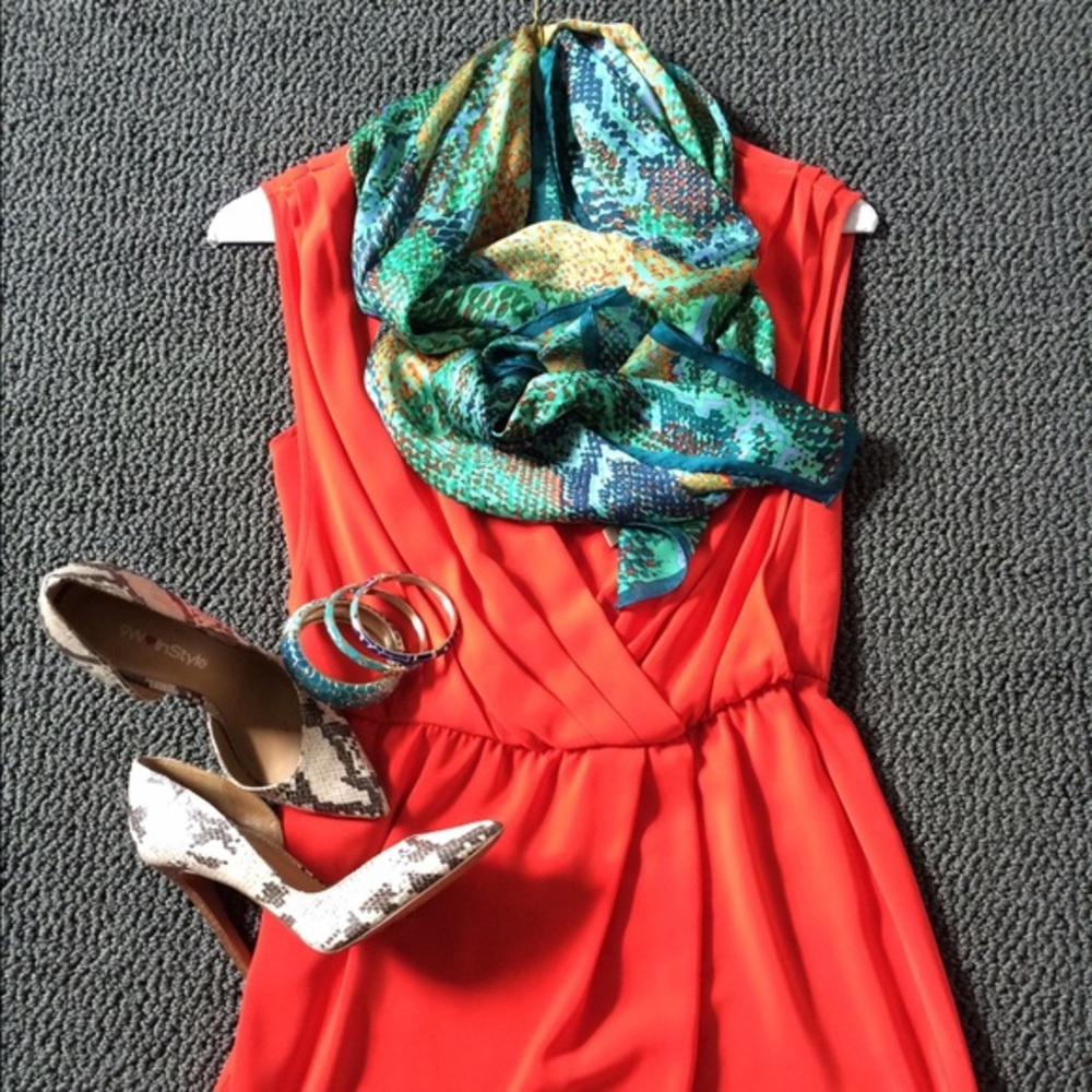 DKNY Red cocktail dress w/out scarf